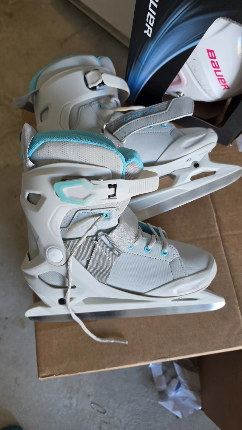 Ice Skating boots,size 6.5