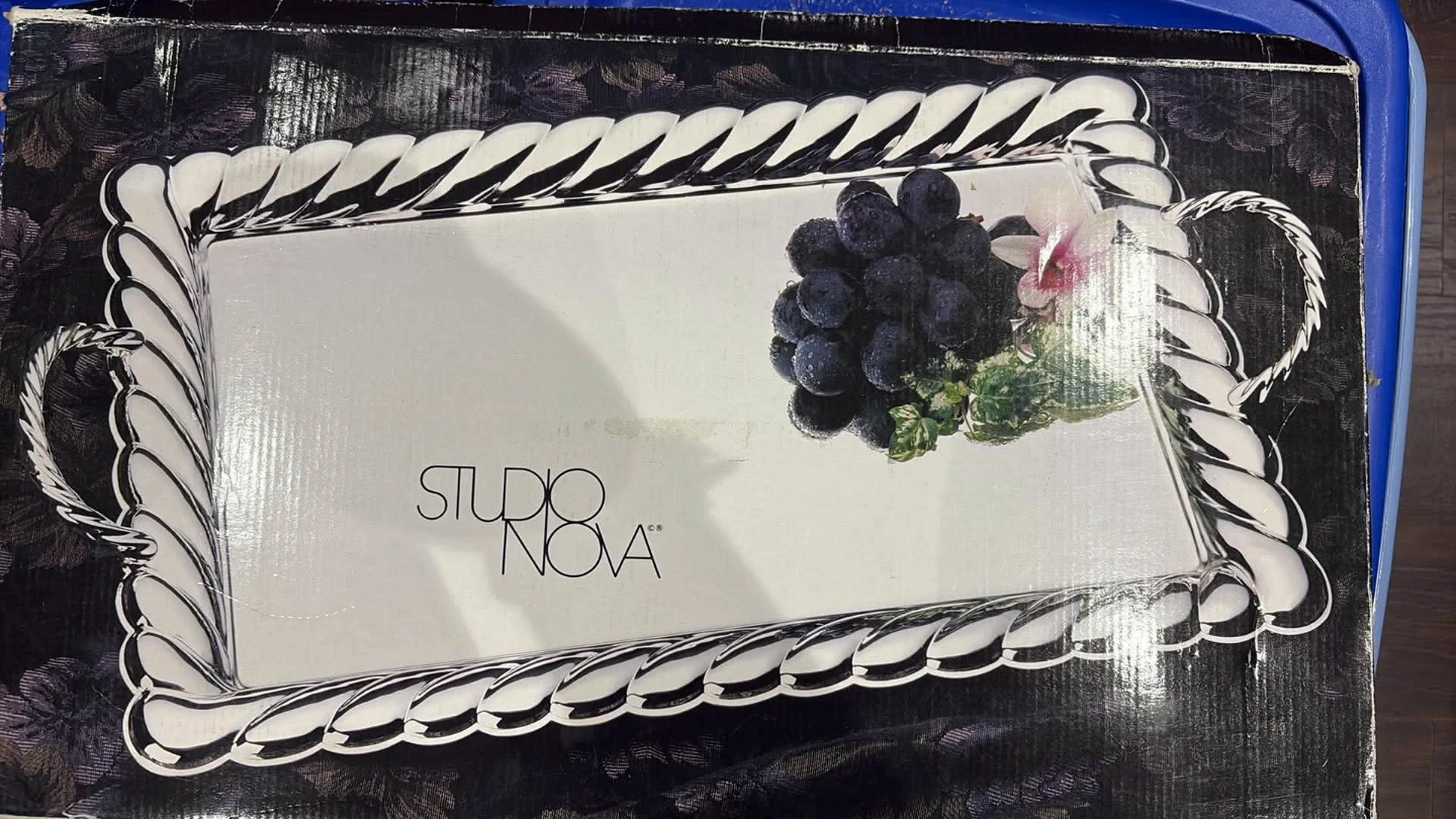 Studio Nova serving tray