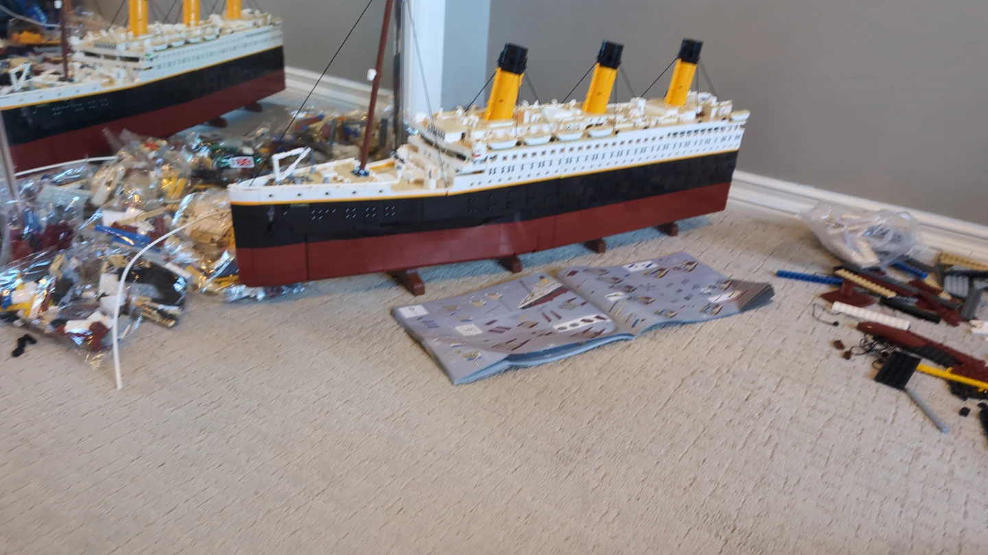 Lego-compatible Titanic - photo 2