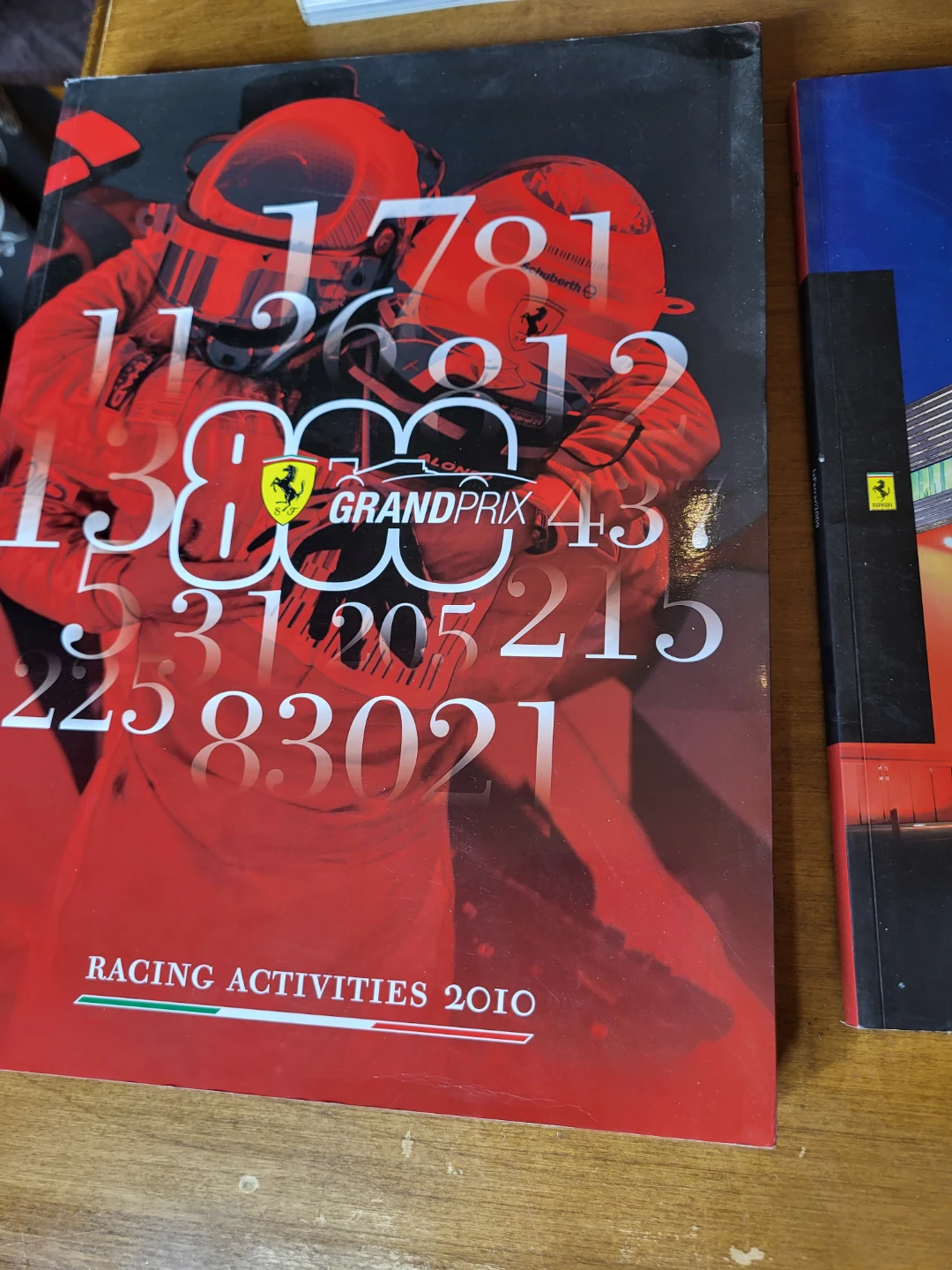Collection of 12 Ferrari Magazines and Brochures - photo 4