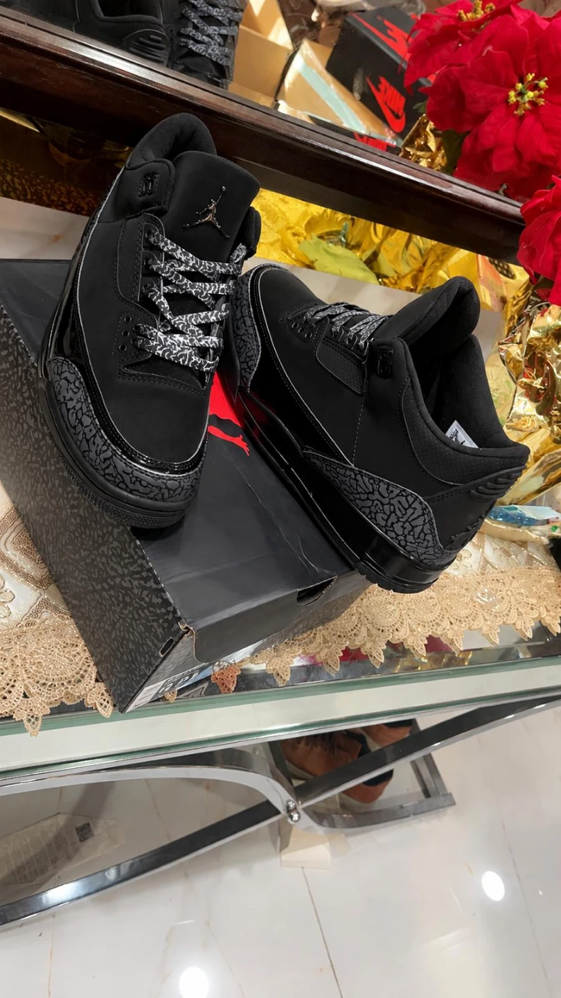 Air Jordan 3 Retro Black Cat - photo 5