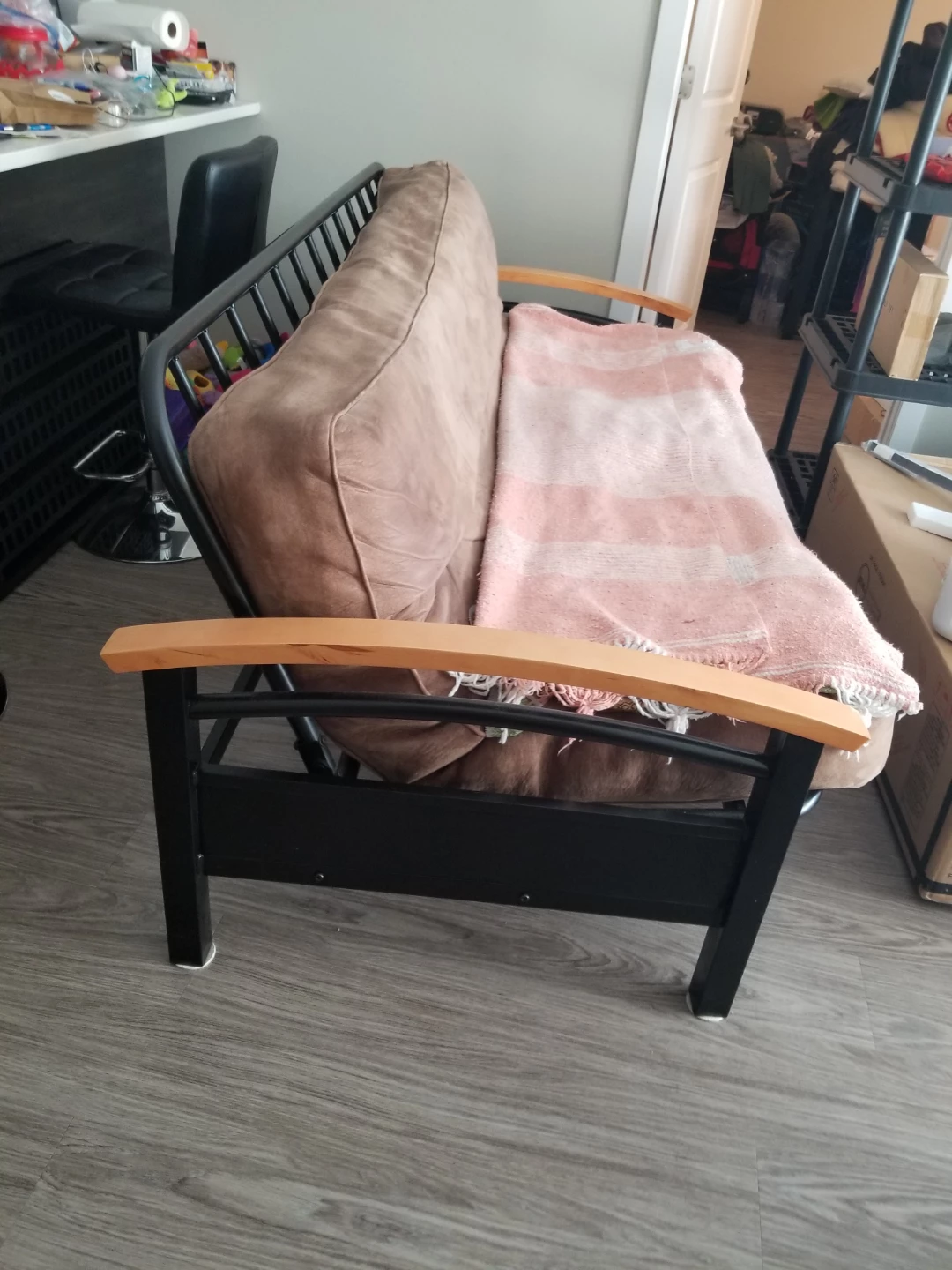 Futon frame