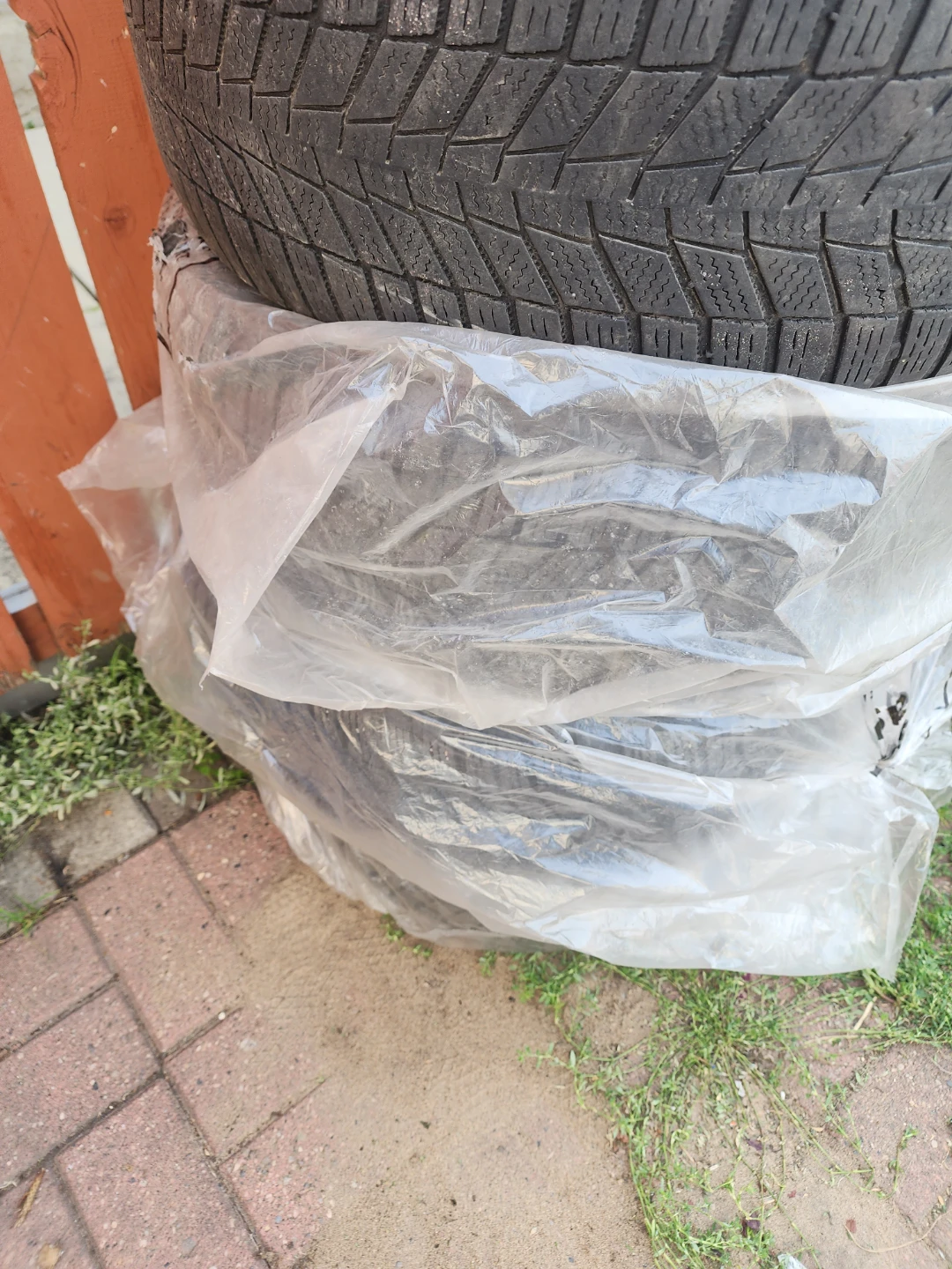 Volkswagen Alloy Wheels and Tires Set - photo 5