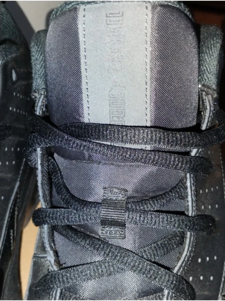 Jordan 11 CMFT Low Black Shoes - photo 3