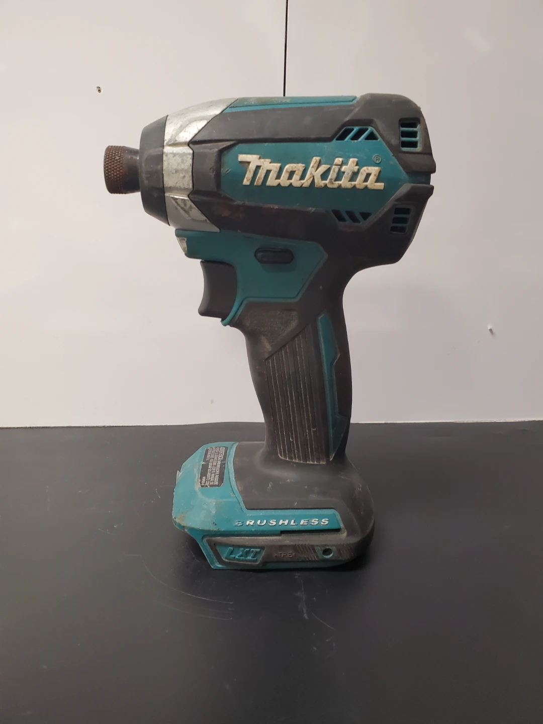 Makita LXT Brushless Impact Driver
