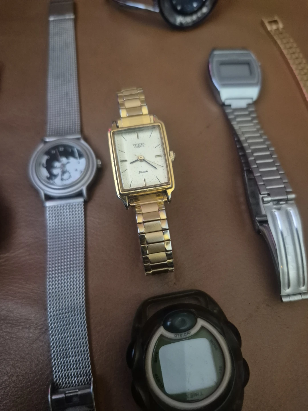Ladies watch lot of 12. Some vintage some newer - photo 5
