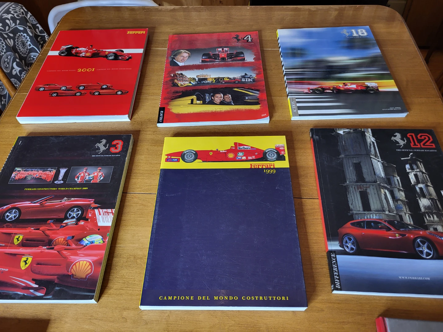 Collection of 12 Ferrari Magazines and Brochures - photo 3