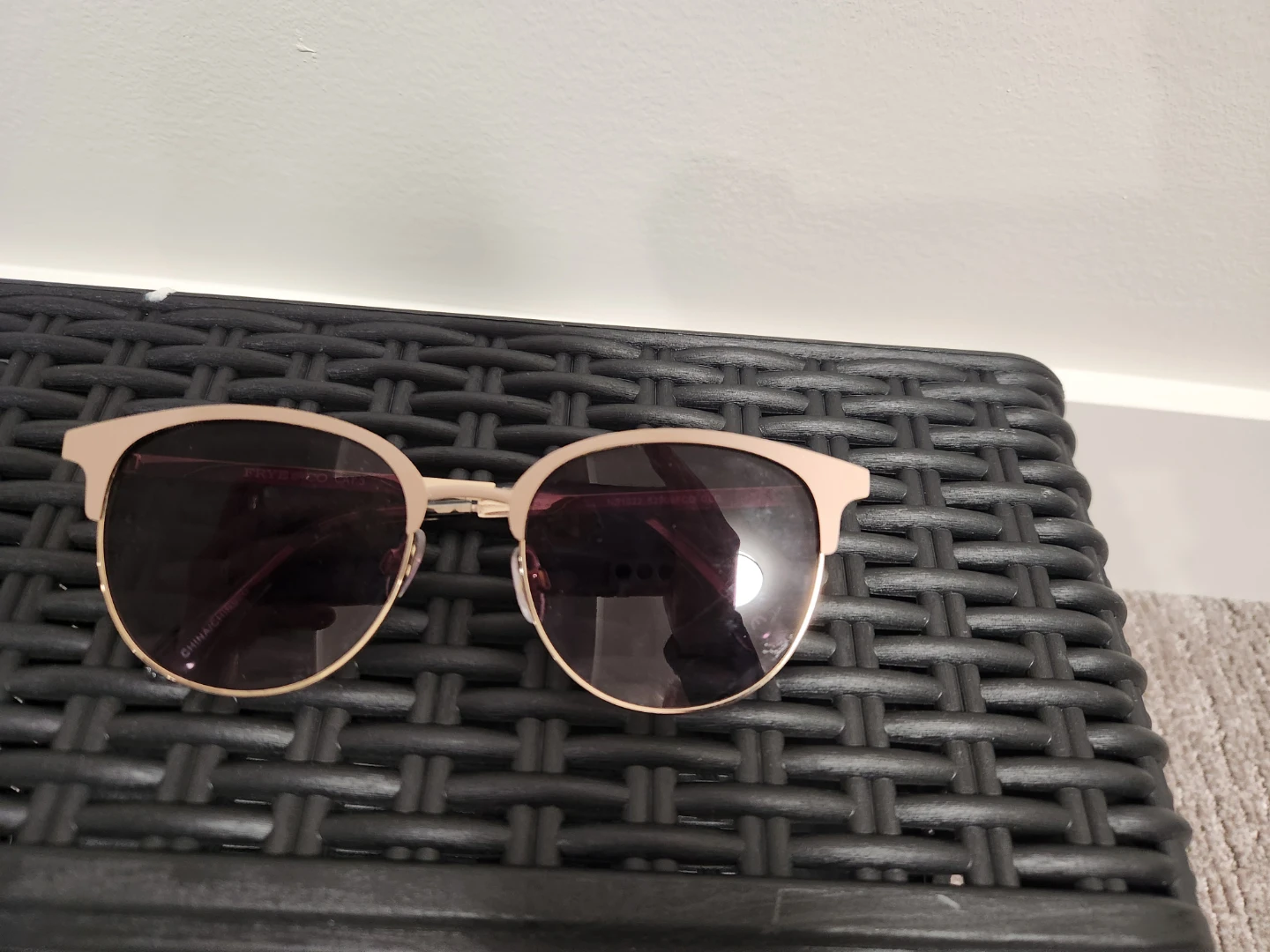 FRYE AND CO. Sunglasses