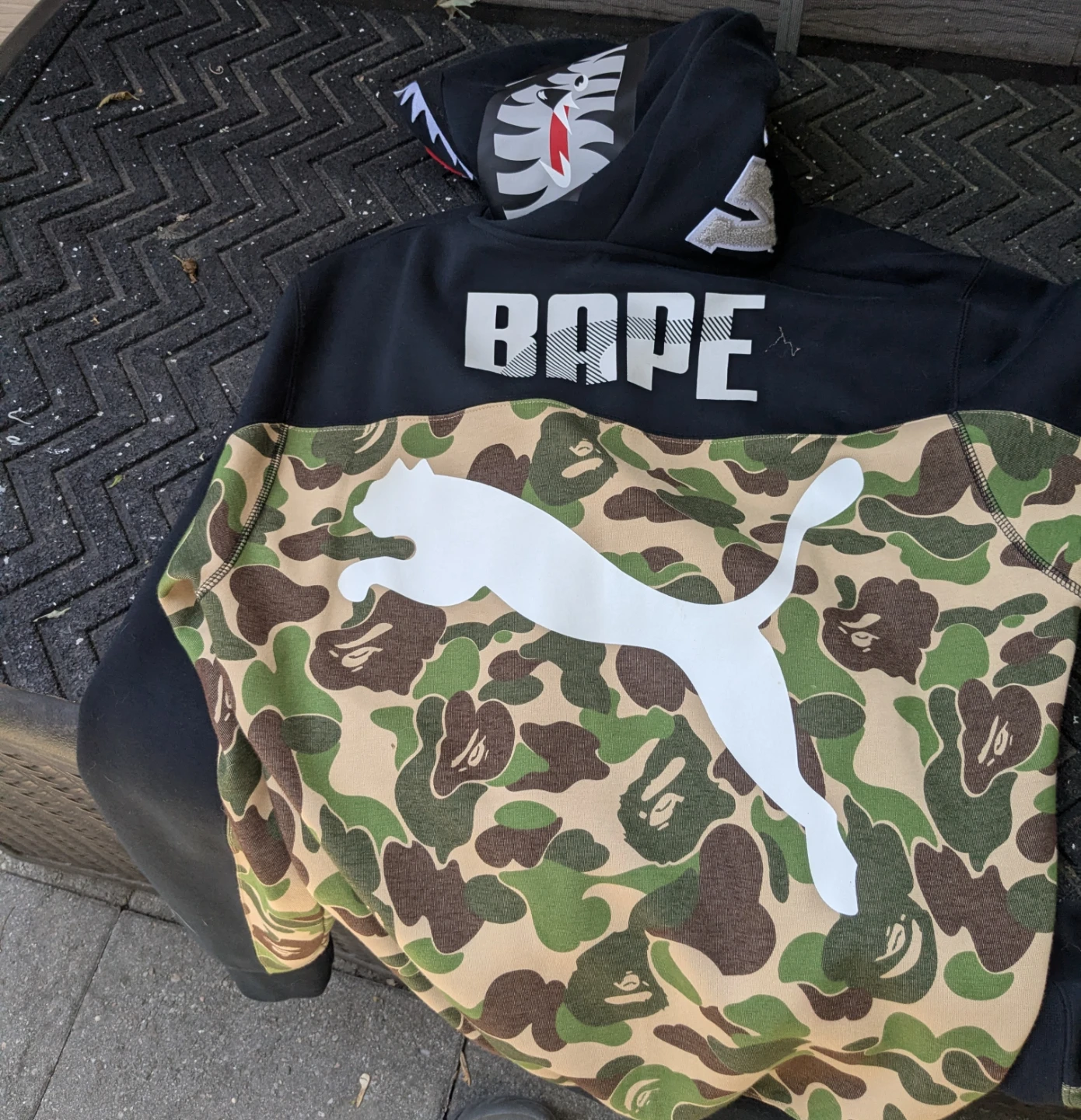 Puma × BAPE camo shark full zip hoodie A Bathing Ape Size xl - photo 2