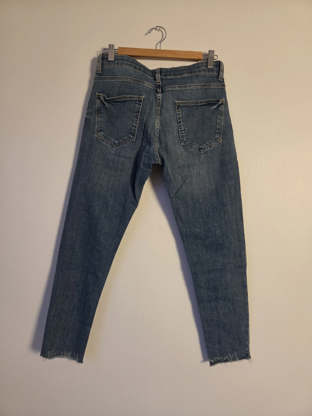 Zara Man Distressed Denim Jeans 🏈 - photo 5