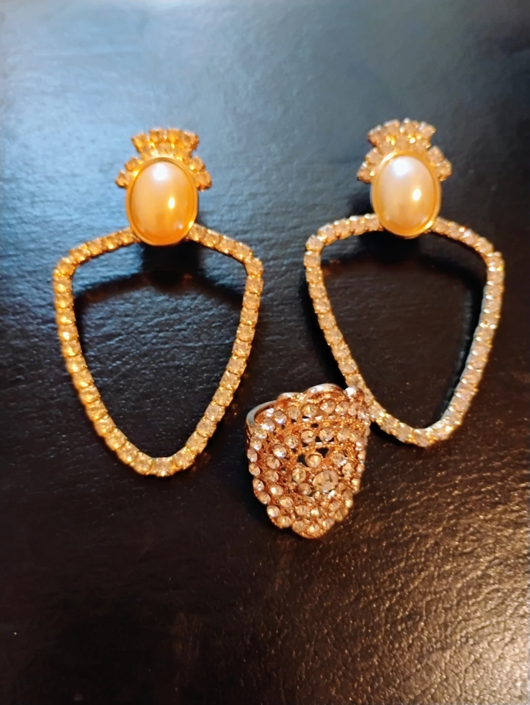 Assorted Vintage Fashion Jewelry Collection - photo 4