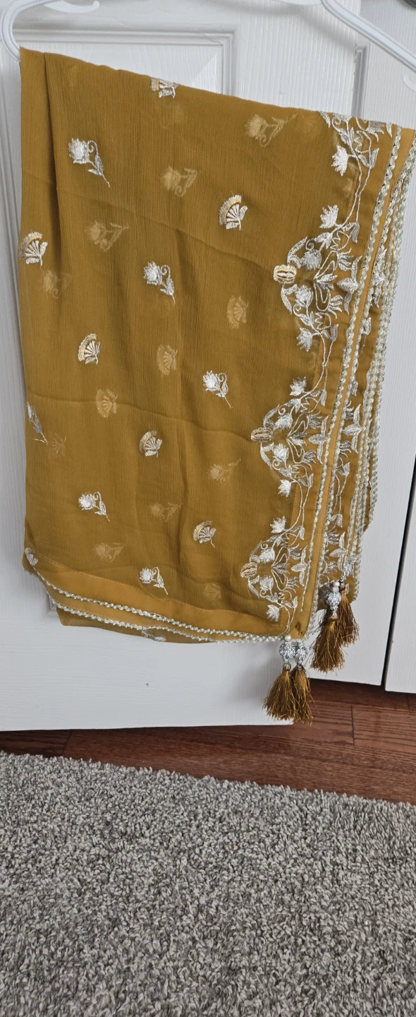 Pakistani mehendi outfit - photo 4