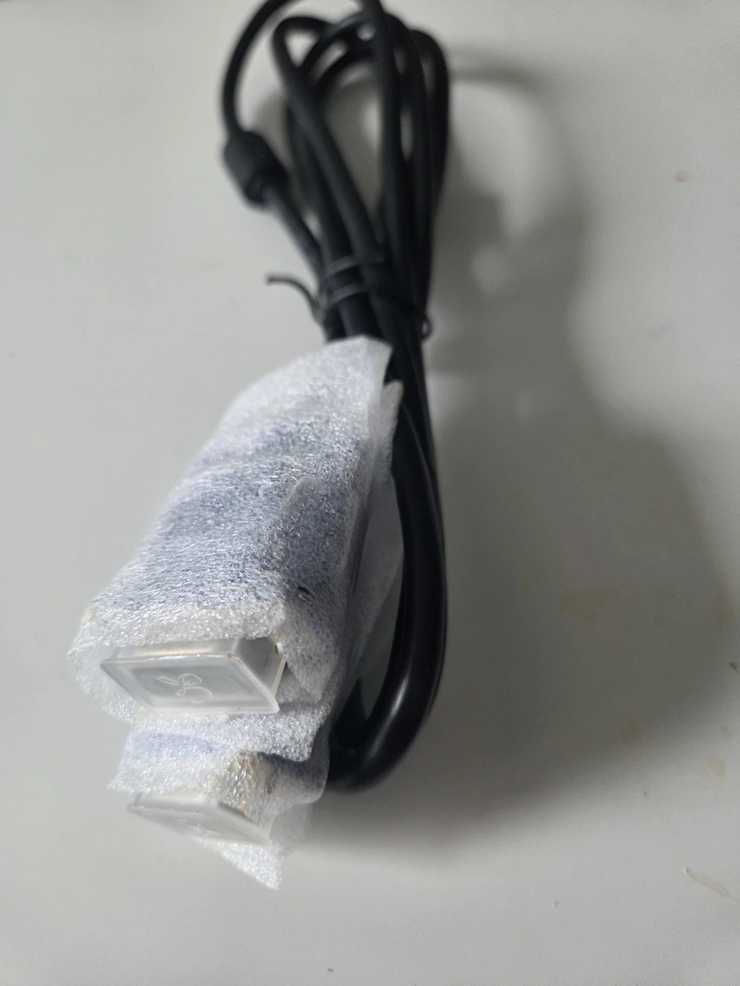 VGA Cable - photo 3