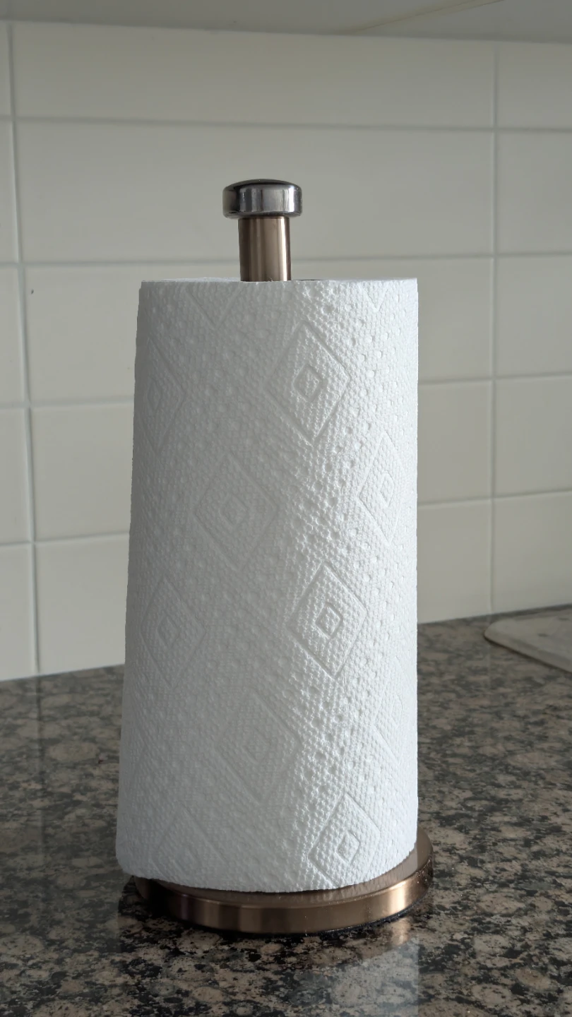 TOWER Copper Metallic Kitchen Paper Towel Holder - photo 2