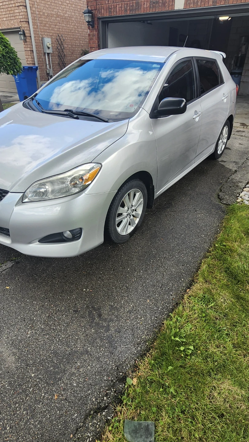2010 Silver Toyota Matrix 4 door Wagon - photo 3