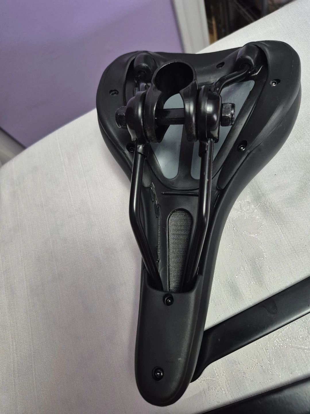 Peloton Comfort Saddle, brand new - photo 3