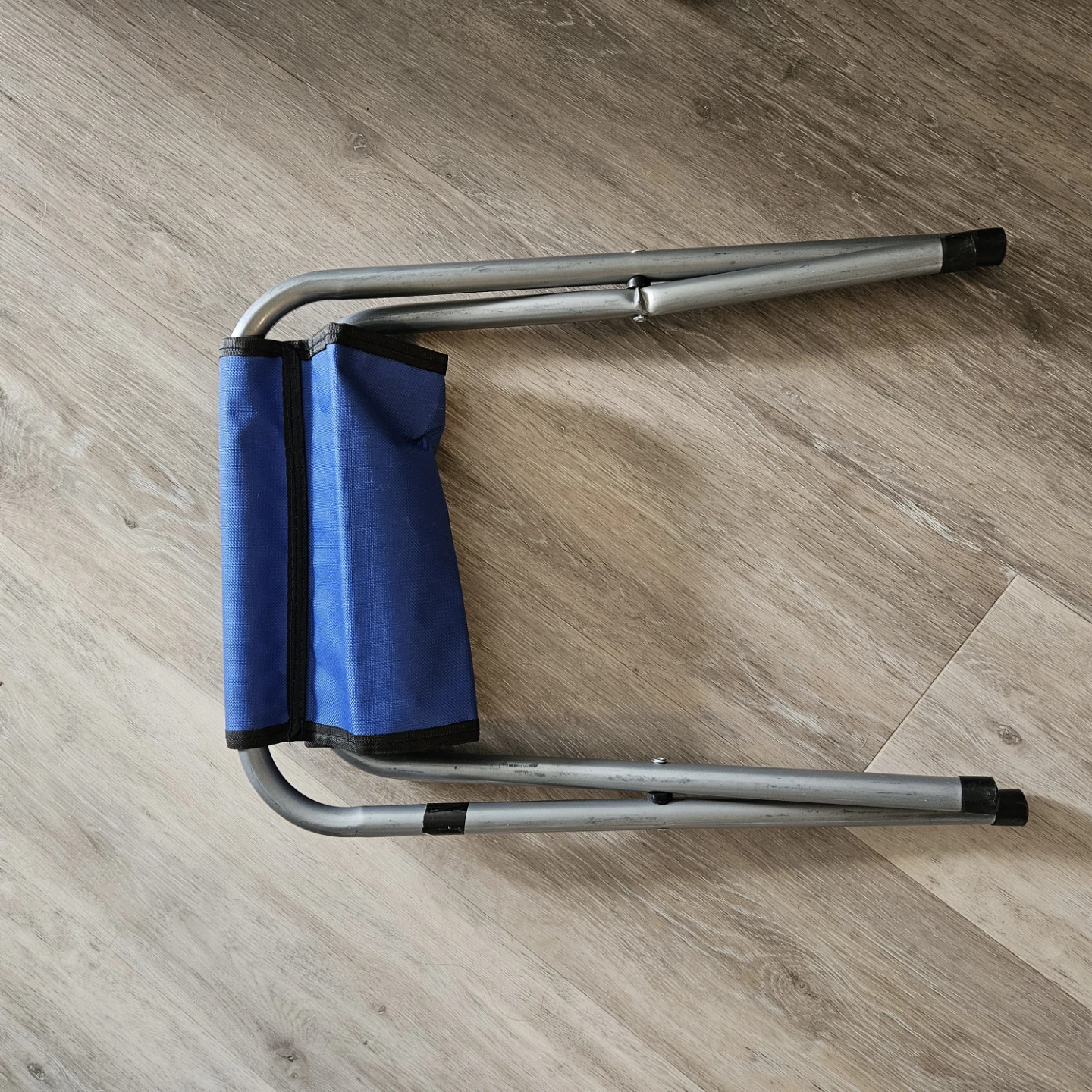 Portable folding stool