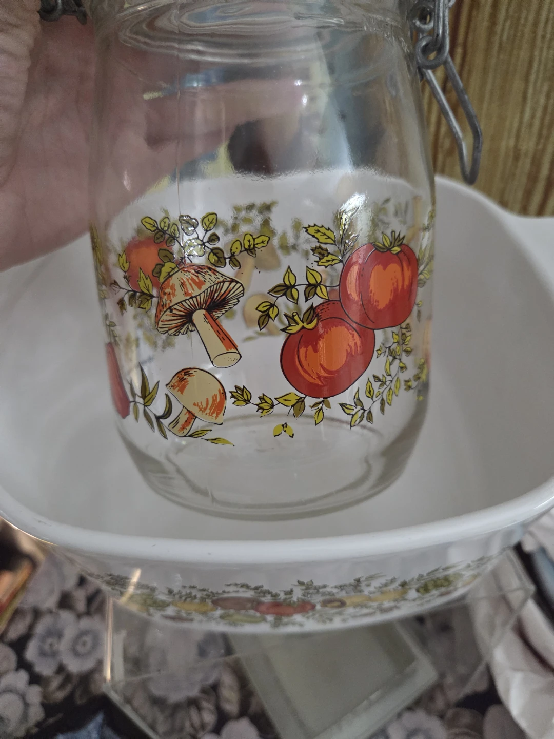 Vintage Vegetable Pattern Glass Storage Jar - photo 2
