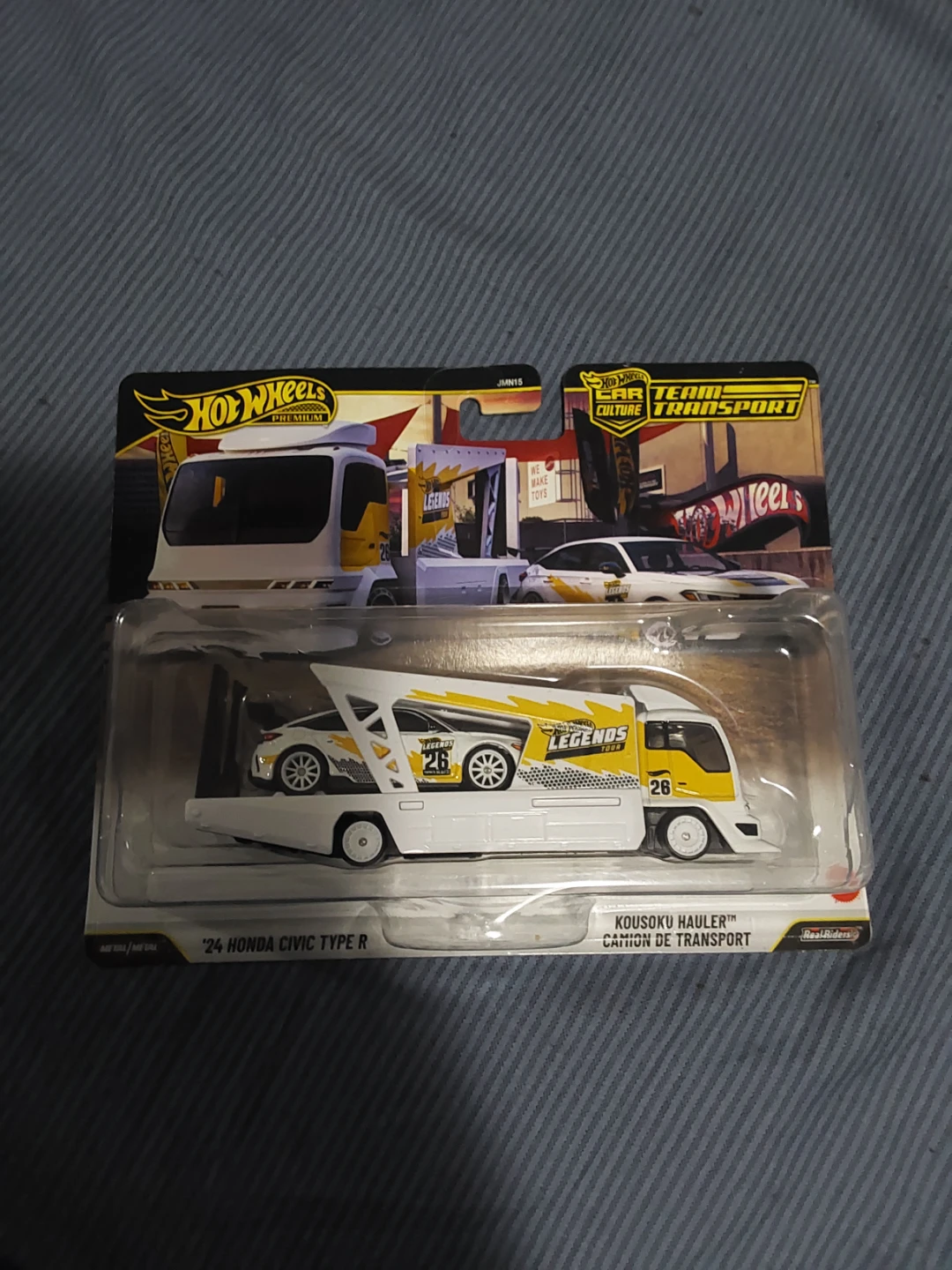Hot Wheels Premium Team Transport '24 Honda Civic Type R