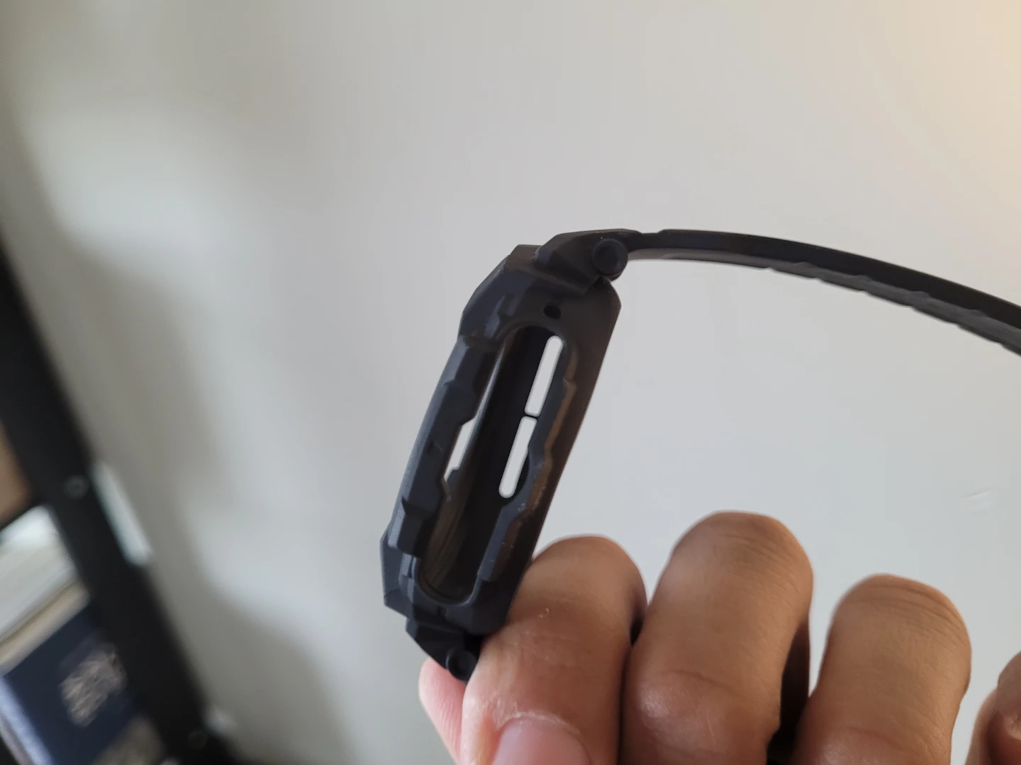 Spigen Rugged Armor Pro for Samsung Galaxy Watch Ultra - photo 4