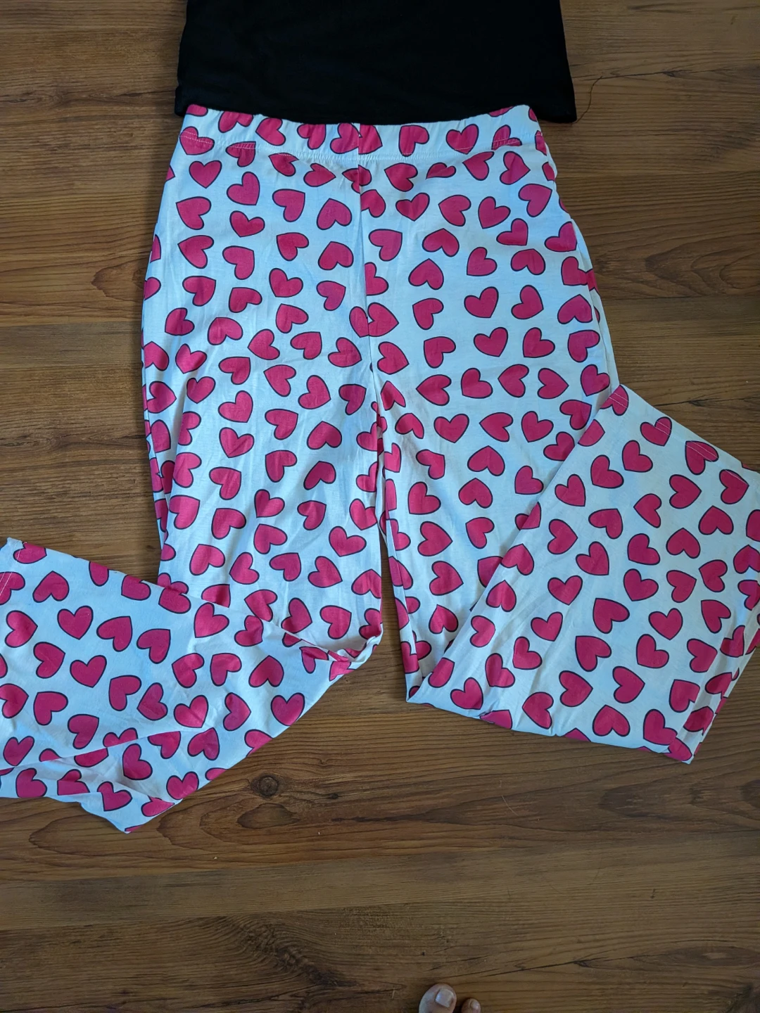 🏈Jeceika heart print pyjama set in excellent condition - photo 3