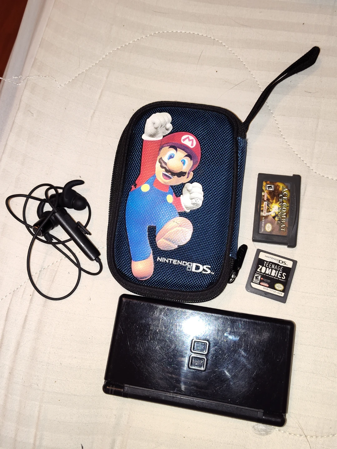 Nintendo DS Console Bundle with Mario Case