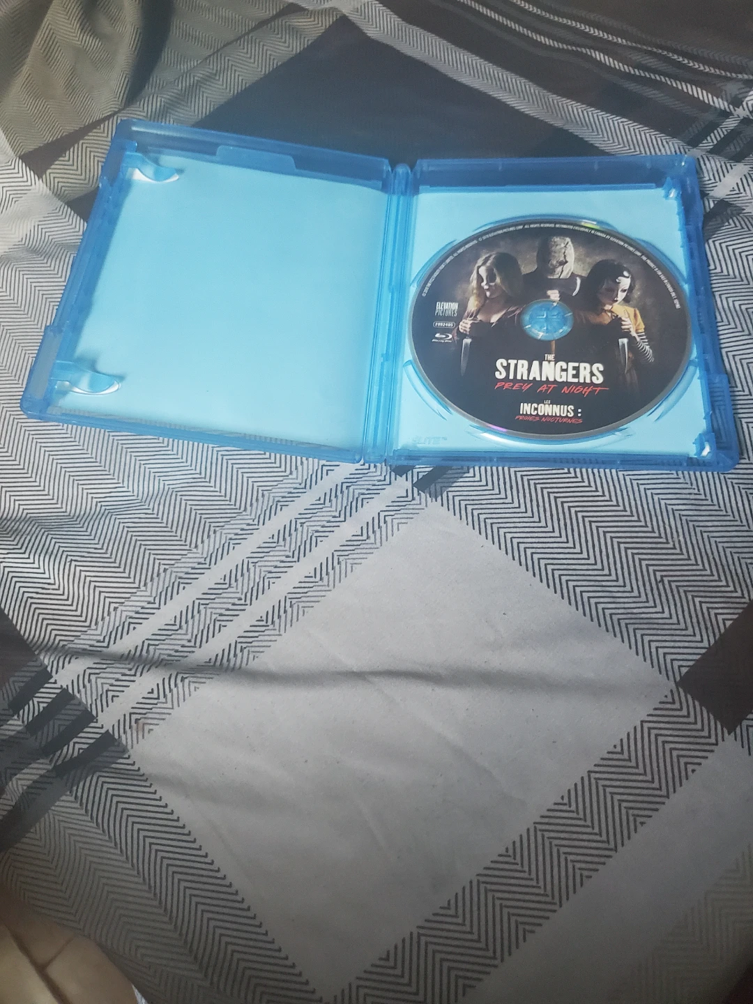 The Strangers: Prey at Night Blu-ray - photo 2