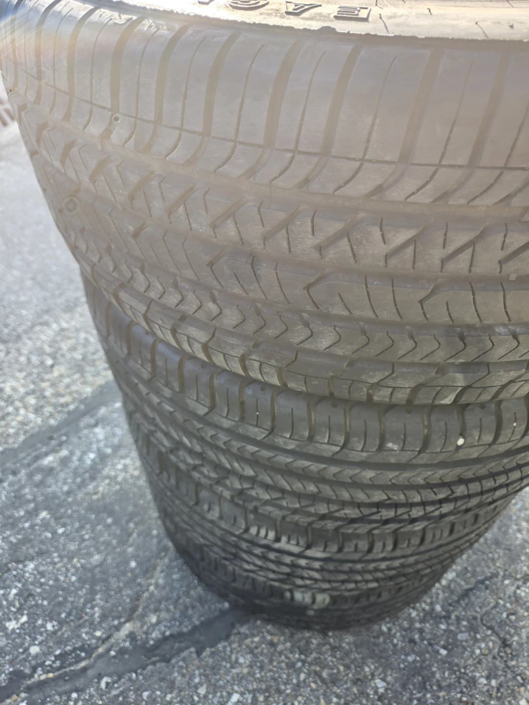 Goodyear Eagle Sport  235/45R17 - photo 5