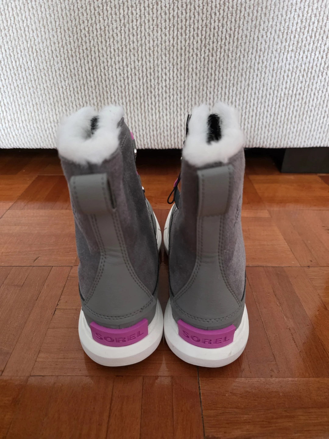 Sorel Winter and Rain  Boots like new - photo 3