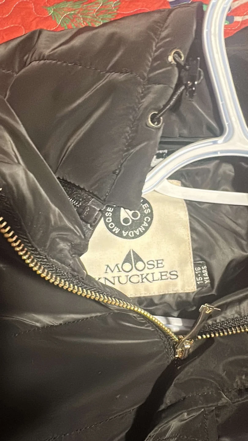 Moose Knuckles Black Puffer Jacket - photo 3