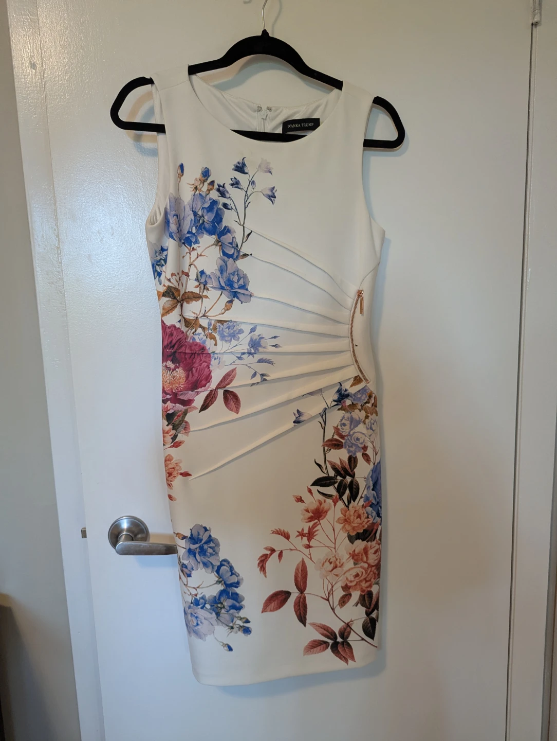 Ivanka Trump Floral Print Sheath Dress - photo 2