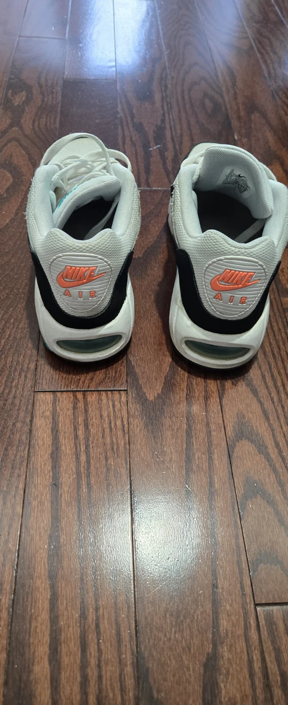 Womens Nike Shoes - photo 3