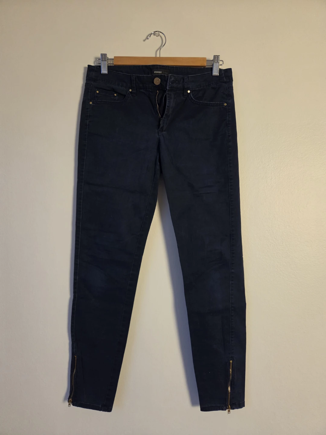 Mango Casual Navy Jeans Size 4 🏈