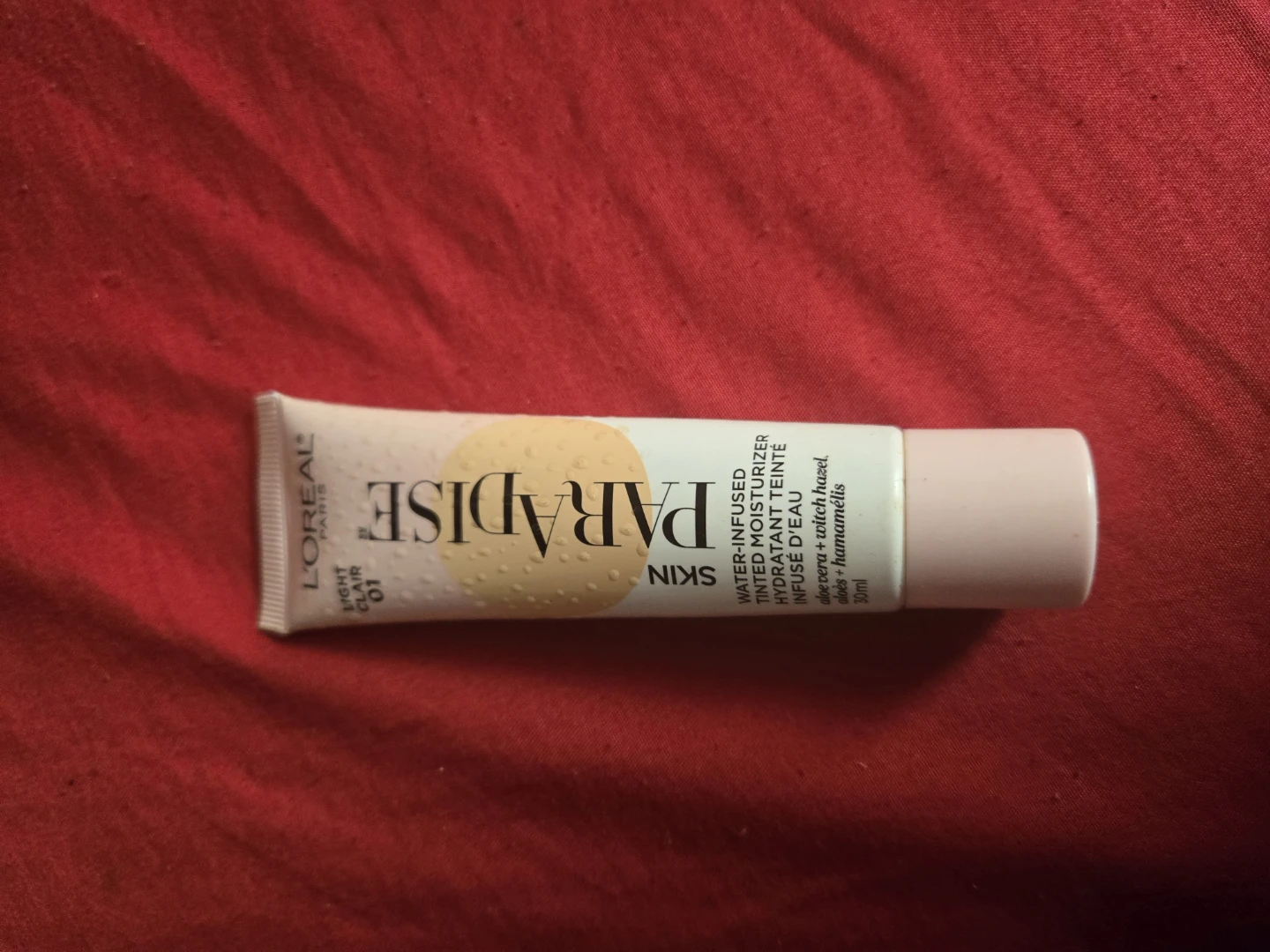 L'Oreal Skin Paradise Tinted Moisturizer - Light 01. 🏈