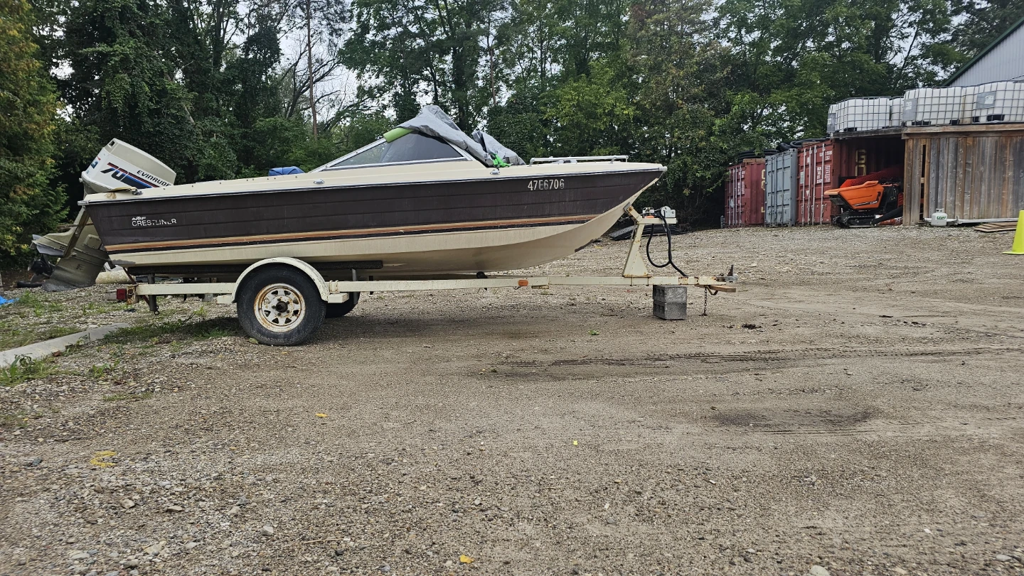 AMF Crestliner Boat with Trailer - photo 2
