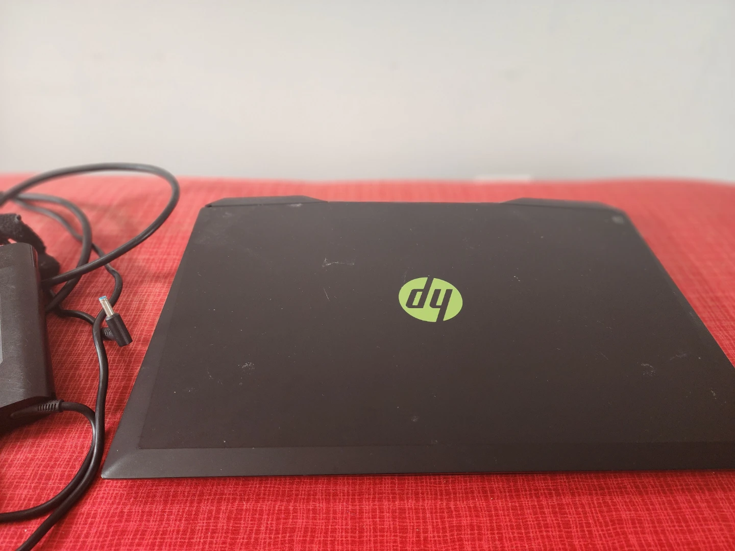 HP Pavilion Gaming Laptop - photo 3