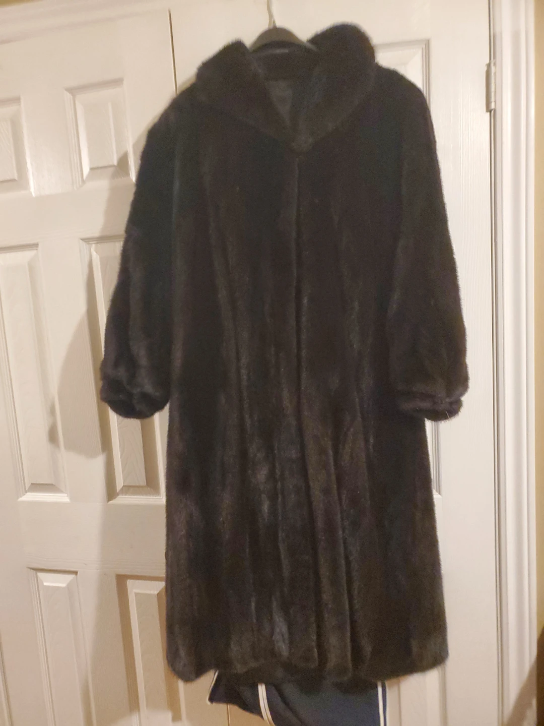 Black Genuine Mink Fur Coat