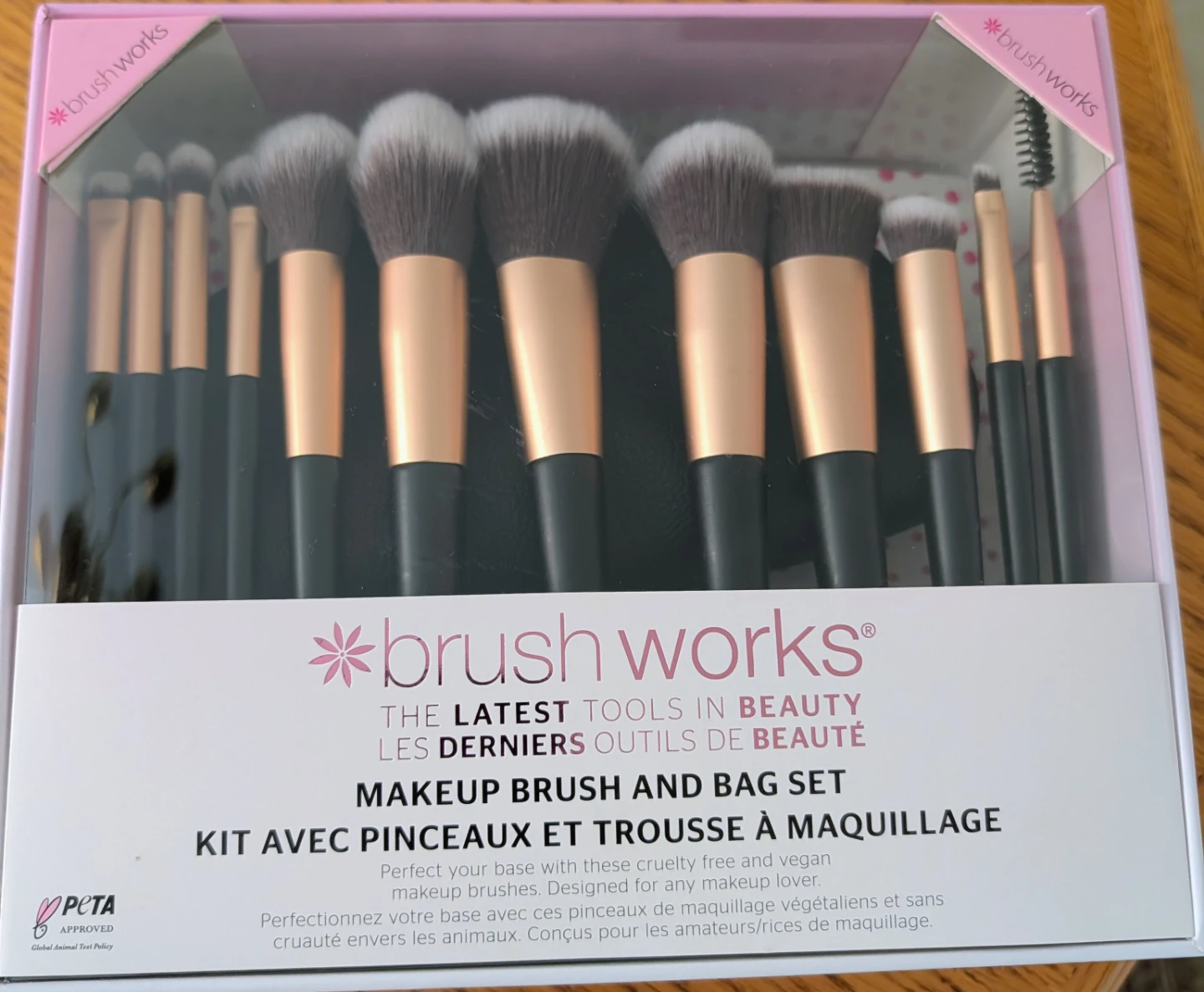 Makeup Brush and Bag Set