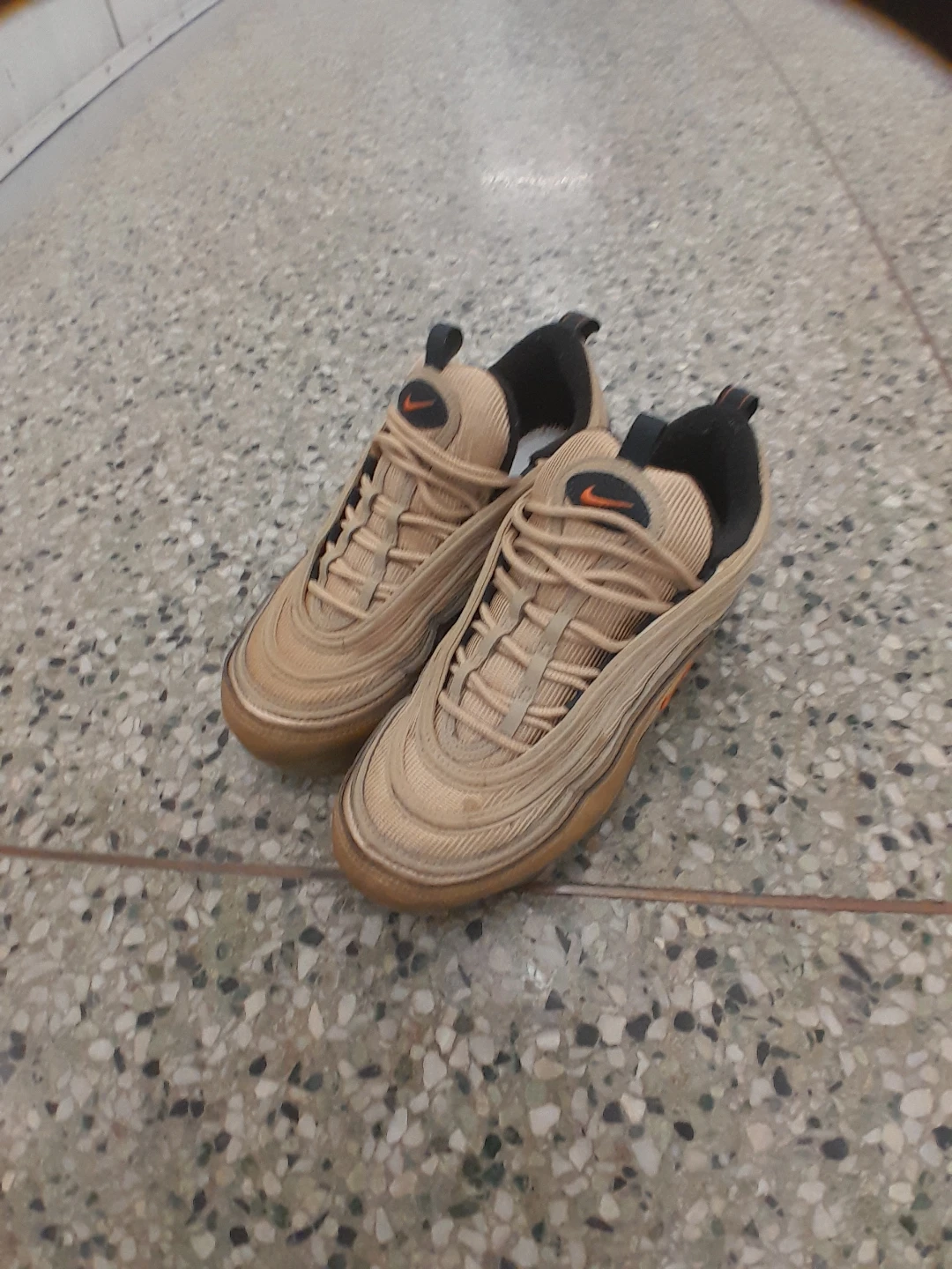 Nike Air VaporMax 97 Gold Sneakers Men's Size 7.5 women 8.5 - photo 4