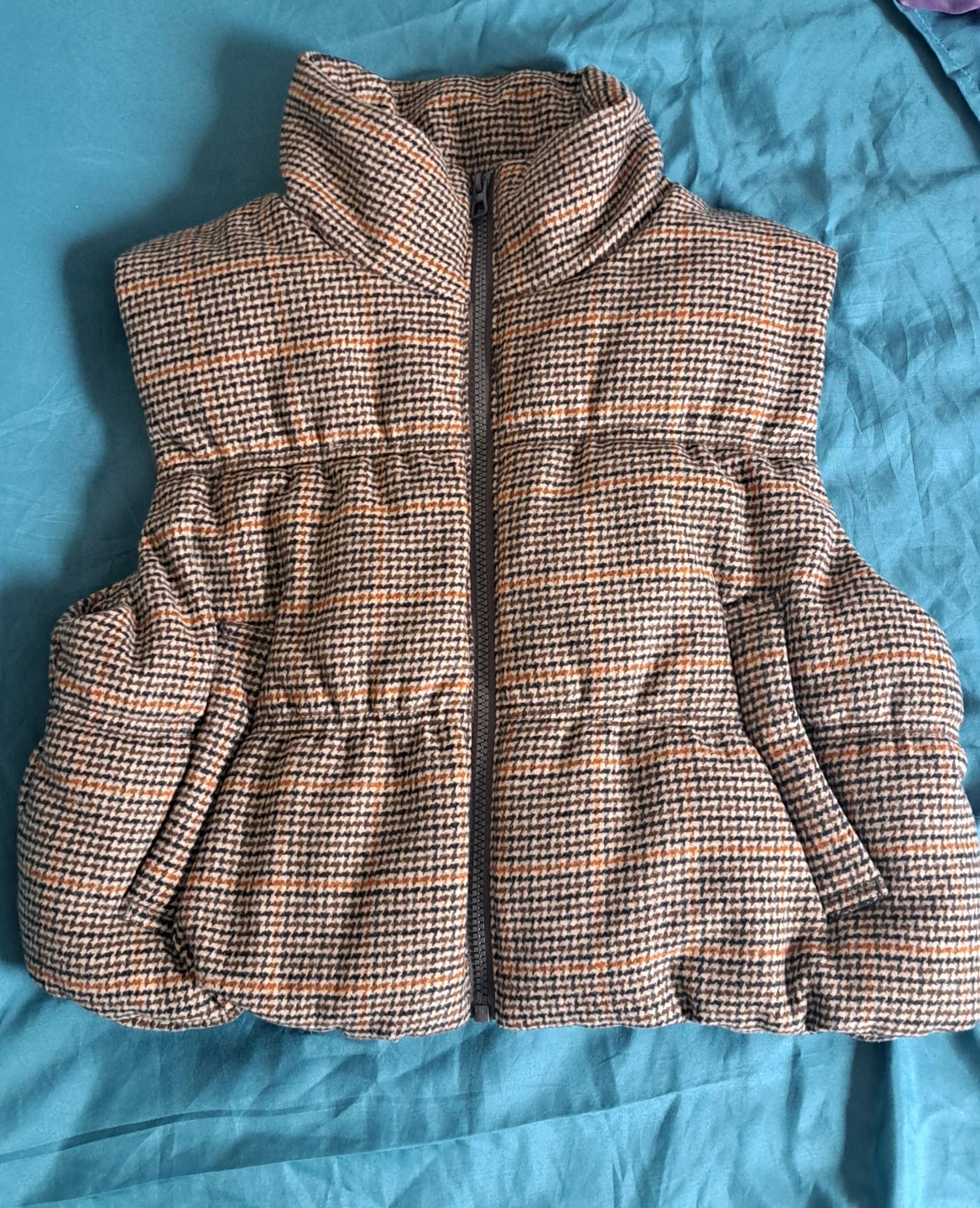 H&M Divided Brown Houndstooth Plaid  Puffer Vest - Size "S"