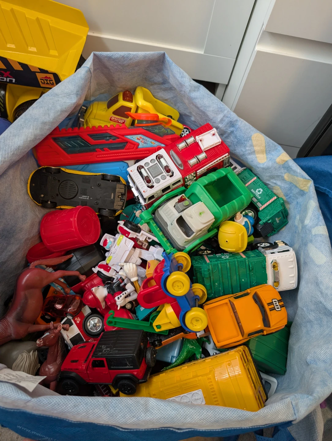 Assorted Kids Toy Vehicles Bundle - photo 2