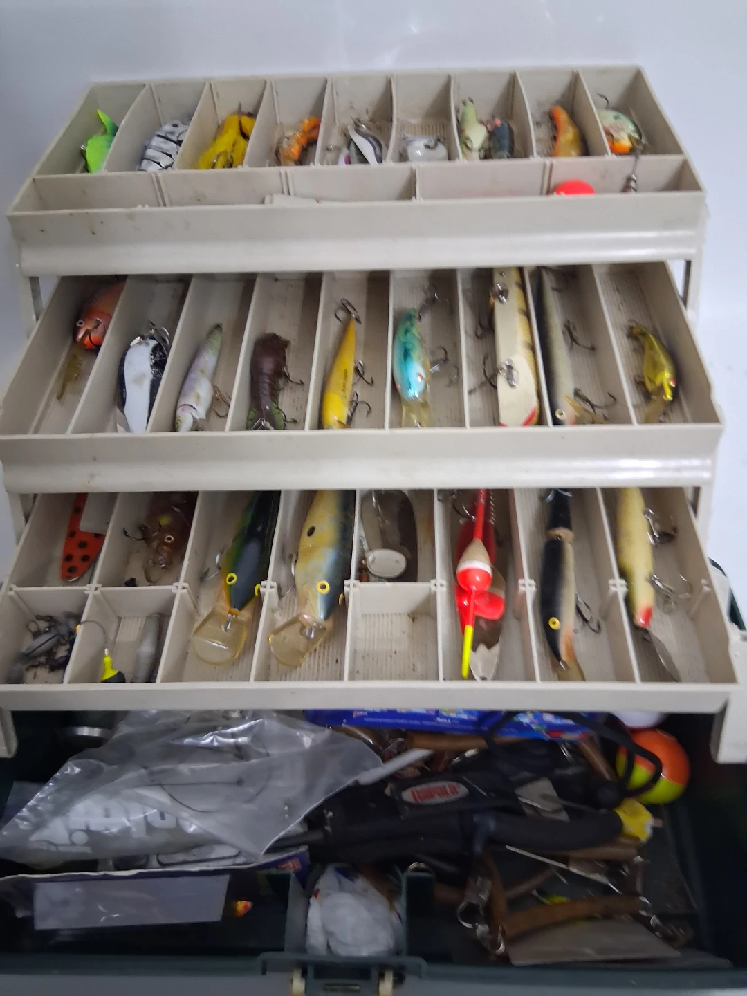 Fishing gear set with tackle box and reels - photo 3
