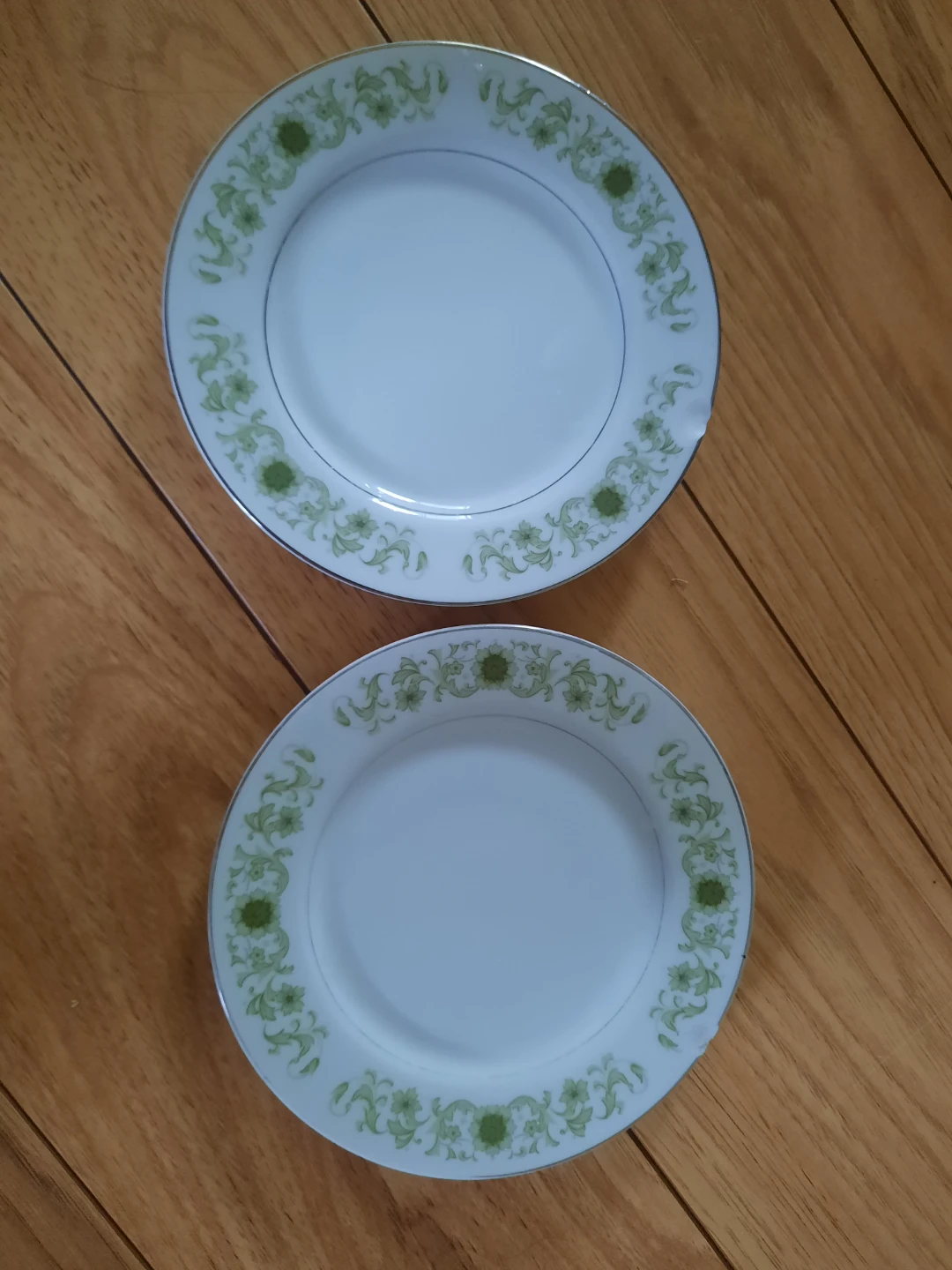 Green Dale Plates