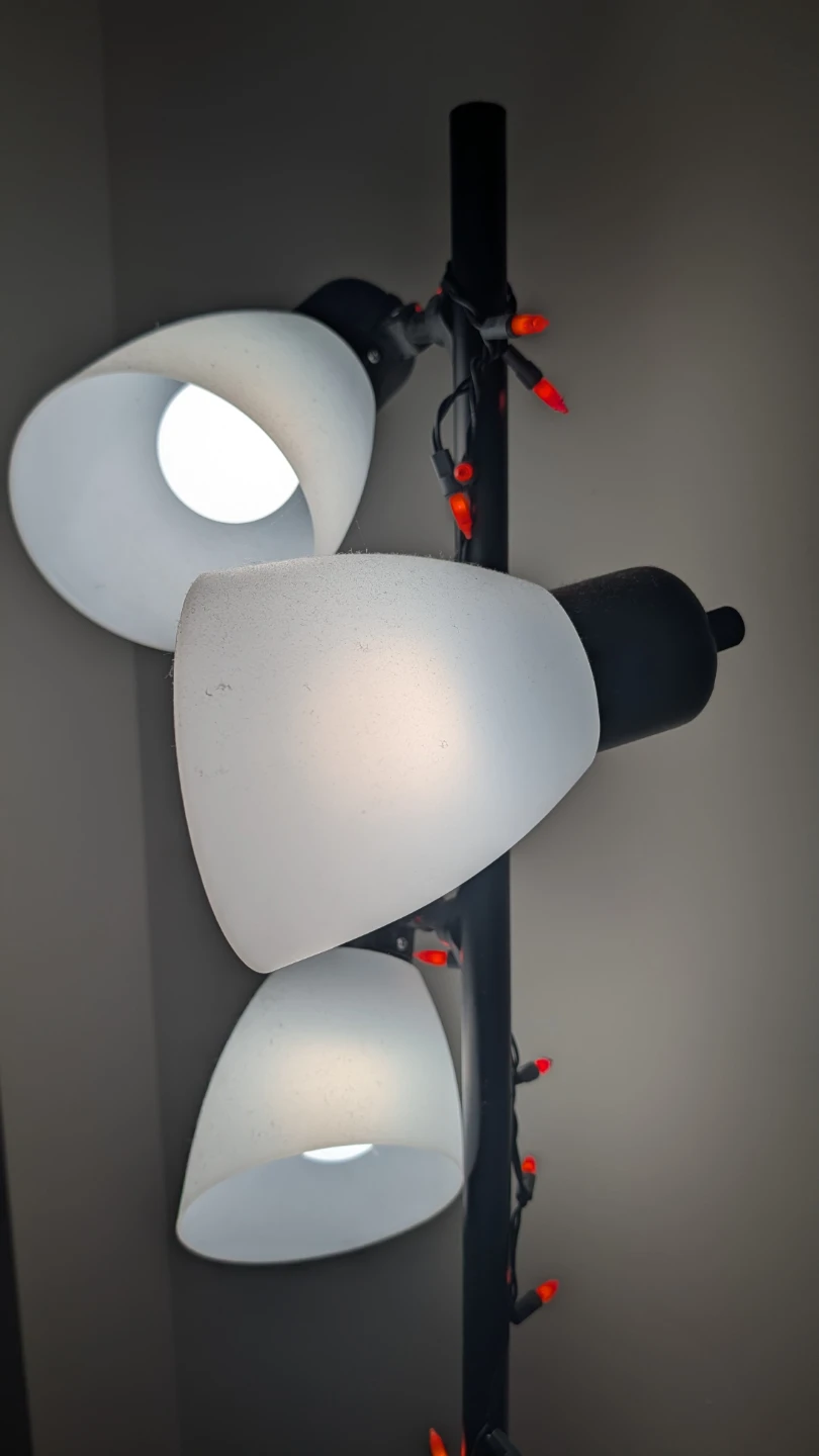 Three-head black floor lamp - photo 3