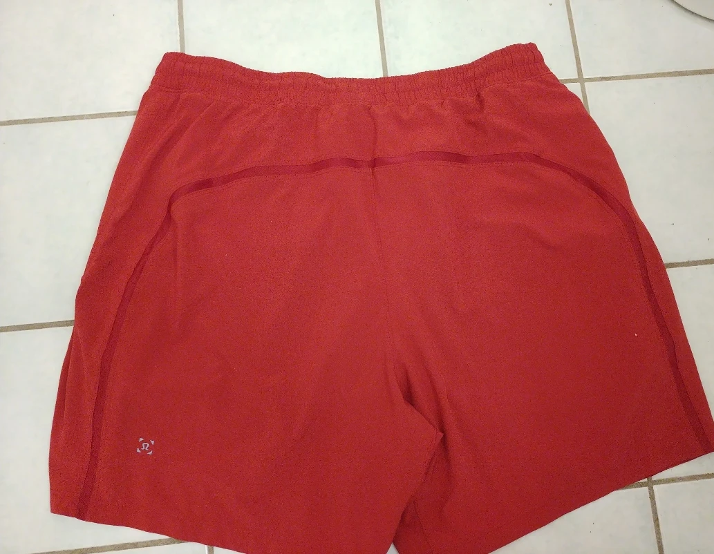 Lululemon Men's Shorts (XL) - photo 3