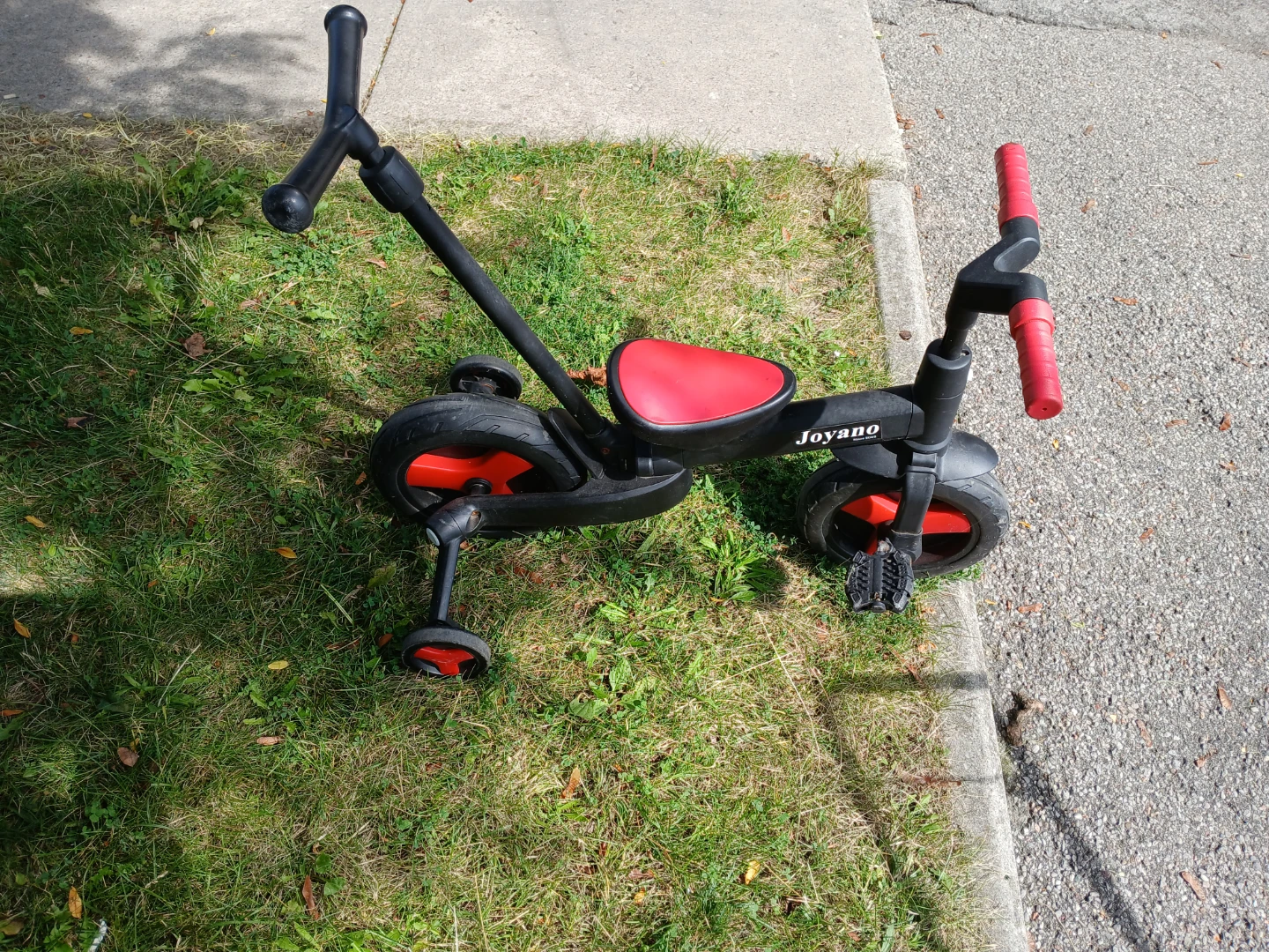 Joyano Kids Tricycle with Push Handle