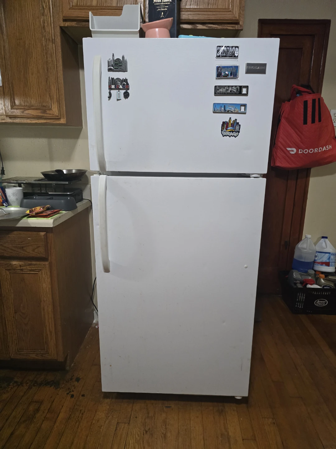 Frigidaire White Top Freezer Refrigerator