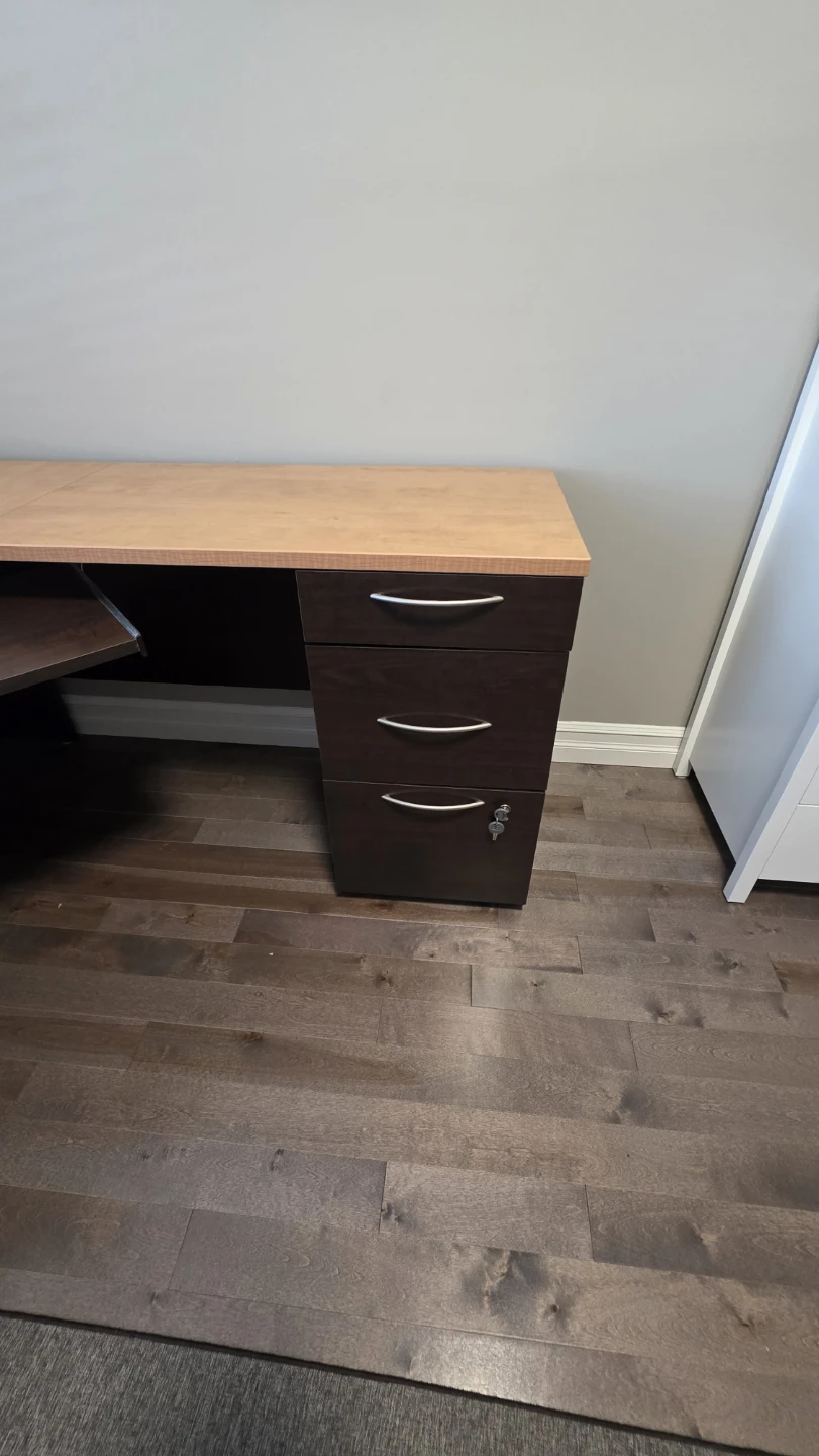 L-Shaped Corner Desk with Storage - photo 3