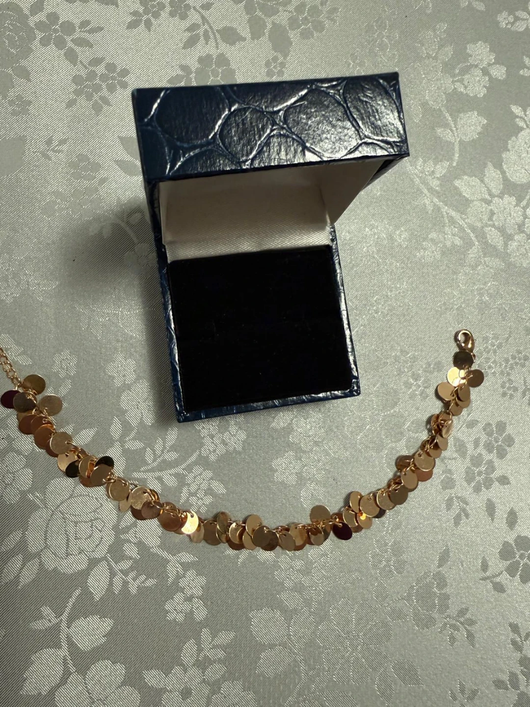 New YSX Gold Tone Bracelet with Box - photo 3