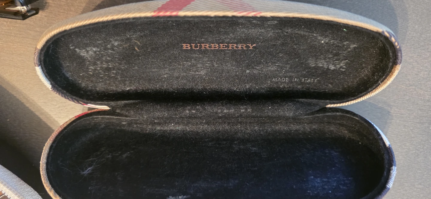 Versace Eyeglasses with Burberry Case - photo 5